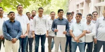 फतेहाबाद में प्रशासन-ग्राम सचिवों में टकराव