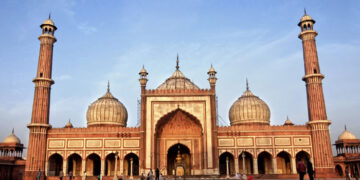 जामा मस्जिद में महिलाओं की अकेले एंट्री बैन