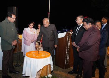 पंजाब के राज्यपाल बनवारी लाल पुरोहित हरियाणा के स्पीकर ज्ञान चंद गुप्ता के साथ लेक क्लब, चंडीगढ़ में सीएजी कार्यक्रम में हुए शामिल