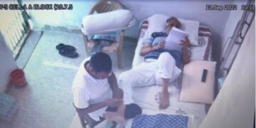 जेल के अंदर मालिश कराते AAP के सत्येंद्र जैन का वीडियो वायरल