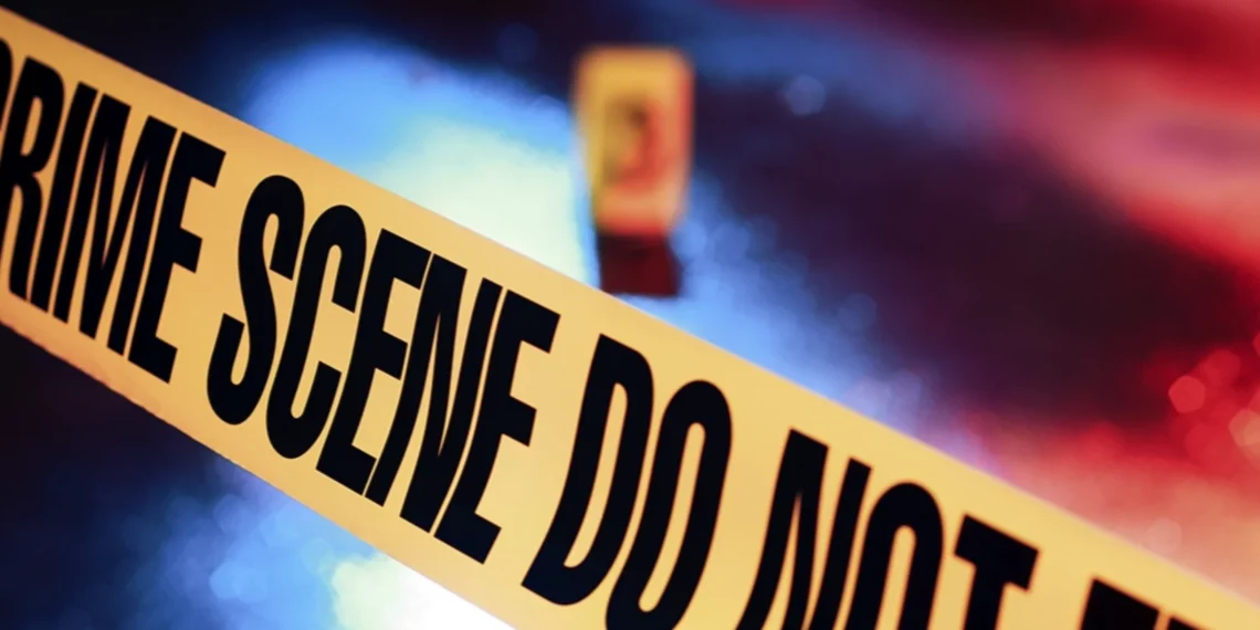 बेरहम पिता ने 2 साल के बेटे को तीसरी मंजिल से नीचे फेंका, खुद भी लगाई छलांग