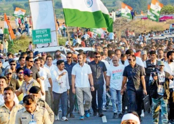 केंद्र सरकार ने कहा- राहुल गांधी यात्रा रोक दें