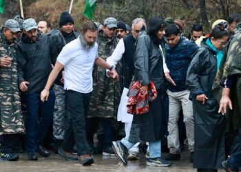 जम्मू-कश्मीर में भारी बारिश से भारत जोड़ो यात्रा रद्द