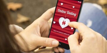 ऑनलाइन डेटिंग एप के ज़रिए युवकों को फसाने वाले एक गैंग का पर्दाफाश, गैंग में एक लड़की भी शामिल