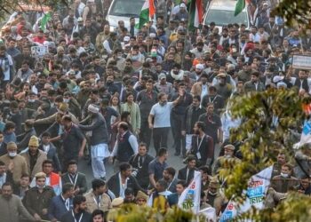 35 मिनट में राहुल गांधी की सुरक्षा में 2 बार चूक