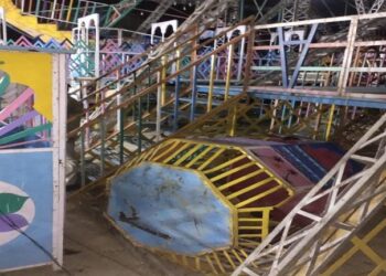 मेले में लगा झूला टूटा: मां-बेटी समेत 3 घायल, मची भगदड़