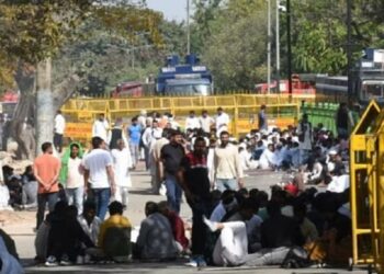 10 धाराओं के तहत 4000 सरपंचों पर केस दर्ज