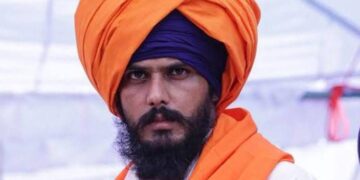 पंजाब में ही छिपा अमृतपाल सिंह, स्वर्ण मंदिर में सरेंडर की तैयारी