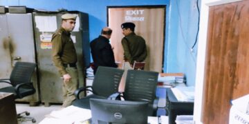 SP-DC कार्यालय की बिल्डिंग में घुसे चोर, 20 लाख की चोरी