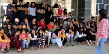 गर्ल्स हॉस्टल में हथियारों के साथ घुसे युवक, छात्राओं से की मारपीट