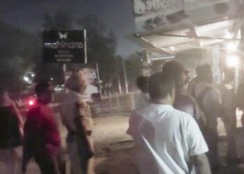 तस्करी के लिए इकट्ठे किए जा रहे थे गोवंश, पुलिस ने छापा मारकर 15 गोवंश को करवाया मुक्त