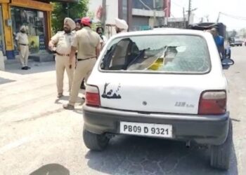 पंजाब में दिनदहाड़े दो गुटों में गैंगवार, 1 की मौत, 1 घायल