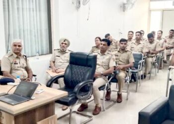जीरो टोलरेंस एक्सिडेंट दुर्घटना को लेकर पुलिस कर्मचारियो के साथ मीटिंग का आयोजन