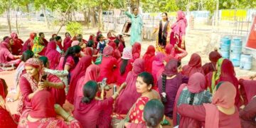 आशा वर्कर्स ने 20 तक बढ़ाई हड़ताल, 18 को भाजपा-जेजेपी नेताओं के आवास पर डालेंगी पड़ाव