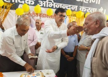 बुजुर्गों के अनुभवों से होता है समृद्ध राष्ट्र का निर्माण : कैबिनेट मंत्री देवेन्द्र सिंह बबली