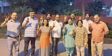 छुट्टियों में भी रतन-कश्मीर टीम का घर-घर चुनाव प्रचार अभियान जारी रहा