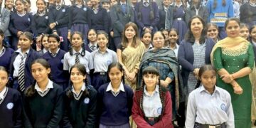 वन लव ने स्वास्थ्य के प्रति गर्ल्स को किया जागरूक