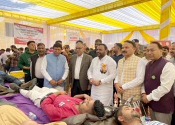 सत्य दर्शना चैरिटेबल ट्रस्ट (रजि.) ने थैलेसीमिया से पीड़ित रोगियों की मदद के लिए किया 8वें रक्तदान शिविर का आयोजन 