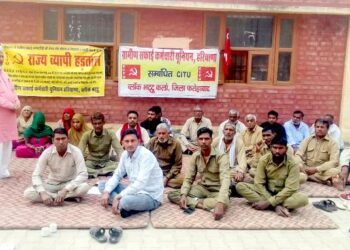 हड़ताली सफाई कर्मचारियों ने करतार सिंह सराभा को किया याद, कहा-संघर्ष की मिलती है प्रेरणा