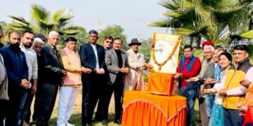 शहीद उधम सिंह चौक पर क्रान्तिकारी शहीद उधमसिंह की 124 वीं जयंति मनाई गई