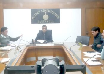 उपायुक्त ने अवैध लिंग जांच करनेे वालों पर छापेमारी कर शिकंजा कसने के दिए निर्देश