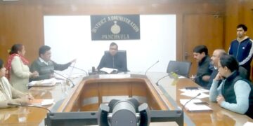 उपायुक्त ने अवैध लिंग जांच करनेे वालों पर छापेमारी कर शिकंजा कसने के दिए निर्देश