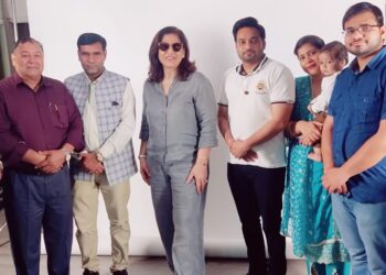 लाफ्टर चैलेंज कपिल शर्मा शो की महान हस्ती अर्चना पूरन सिंह हो सकती है एचजीएम कार्यक्रम की चीफ गेस्ट