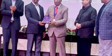 बीआईएस के 77वें स्थापना दिवस के दौरान सीएजी को सम्मान