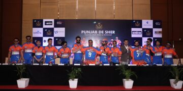 पंजाब दे शेर ने सेलिब्रिटी क्रिकेट लीग के अंतर्गत लांच की अपनी टीम जर्सी