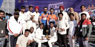 पंजाब दे शेर ने प्रमोशनल ऐक्टिविटीज़ के दौरान फैन्स को वितरित किये कंपलीमेंटरी पास और गिफ्ट हैंपर्स