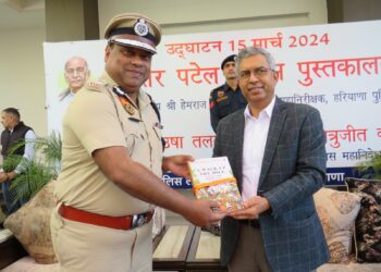 युवाओं के समग्र व्यक्तित्व विकास का केन्द्र बनेगा पुस्तकालय: शत्रुजीत कपूर