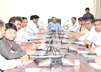 उपायुक्त एवं माता मनसा देवी पूजा स्थल बोर्ड के मुख्य प्रशासक ने चैत्र नवरात्र मेला के आयोजन को लेकर तैयारियों की करी समीक्षा