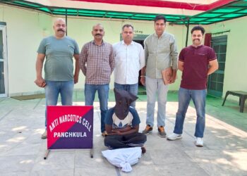 नशीली दवाईंया का तस्कर गिरफ्तार, 6180 लोमोटिल बरामद