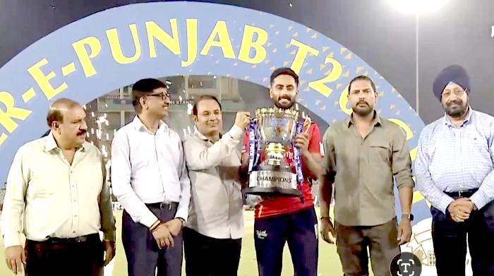 ब्लास्टर्स ने जीता टाइटल, ट्राइडेंट स्टैलियंस रनरअप