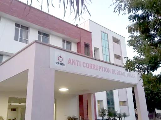 हिसार में 40 हजार रुपए लेते महिला हेड कॉन्स्टेबल अरेस्ट