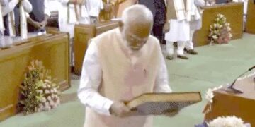 मोदी NDA के नेता चुने गए:राजनाथ ने प्रस्ताव रखा, चंद्रबाबू-नीतीश ने समर्थन किया