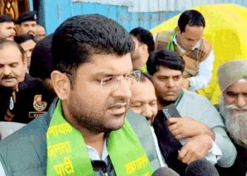 हरियाणा के पूर्व डिप्टी CM सरकारी कोठी खाली कर रहे