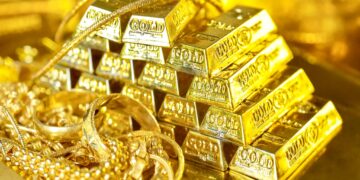 सोना 1,494 रुपए सस्ता होकर ₹92,365 पर आया