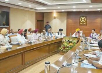 पानी विवाद, पंजाब में ऑल पार्टी मीटिंग शुरू: केंद्र ने 4 राज्यों के चीफ सेक्रेटरी तलब किए