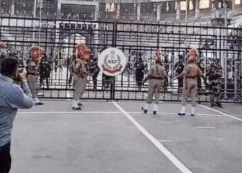 अटारी-वाघा बॉर्डर पर ऑपरेशन सिंदूर के बाद पहली रिट्रीट सेरेमनी: भारतीय गैलरी में भीड़