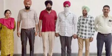 अमृतसर में रिश्वत लेते सुपरिटेंडेंट गिरफ्तार