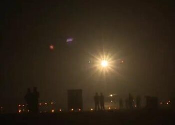 UP में देश की पहली एयरक्राफ्ट नाइट लैंडिंग ड्रिल