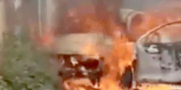 हरियाणा में हैंडल लॉक होने के बाद जली कार