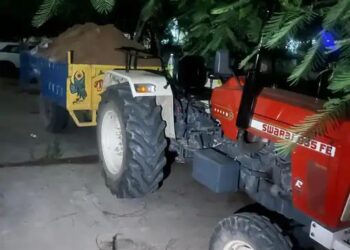 पंचकूला में अवैध खनन पर कार्रवाई: ट्रैक्टर-ट्रॉली और बिना नंबर प्लेट की जेसीबी जब्त, गश्त के दौरान पुलिस ने पकड़ा