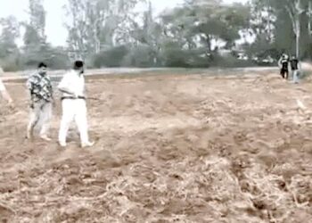 हरियाणा में कांग्रेस नेता ने गनपॉइंट पर काम रुकवाया: कारोबारी से बोला- भाग जा यहां से वर्ना गोली मार दूंगा, थाने में भी धमकाया