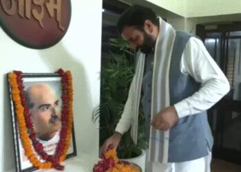 श्यामा प्रसाद मुखर्जी को हरियाणा CM सैनी ने दी श्रद्धांजलि: बोले-370 हटाकर पूरा हुआ उनका सपना