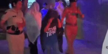 असंध में 7-डे स्पा सेंटर पर पुलिस रेड:4 महिलाएं और संचालक गिरफ्तार