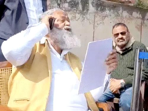 हरियाणा के मंत्री को अपने मंत्रालयों में करप्शन का शक: बोले-अफसरों के ट्रांसफर के लिए मंत्री फोन कर रहे