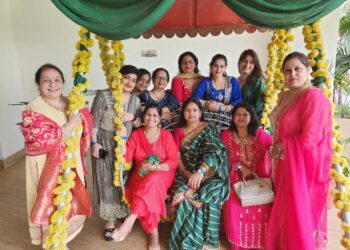 वेलवेट क्लार्क्स एक्सोटिका ज़ीरकपुर में तीज उत्सव की धूम