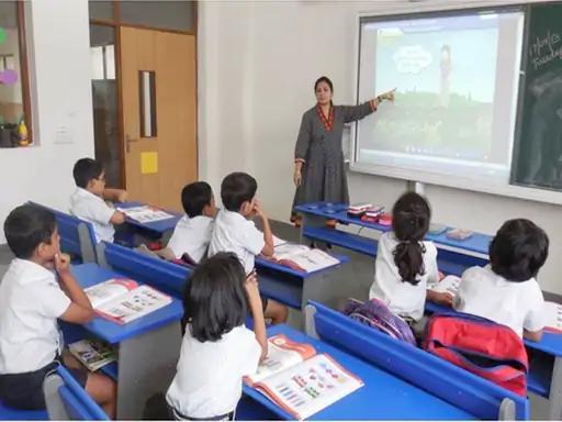 हरियाणा के स्कूलों में पढ़ाई जाएगी फ्रेंच भाषा: अगले शैक्षणिक सत्र तक शुरूआत की तैयारी, शिक्षकों देंगे एक घंटे ऑनलाइन परीक्षा